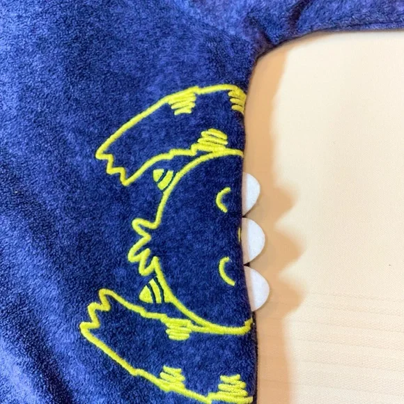 3 piece ser Child of Mine & Carter - Picture 3 of 9